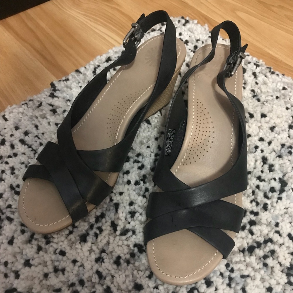 Uggs Sandals